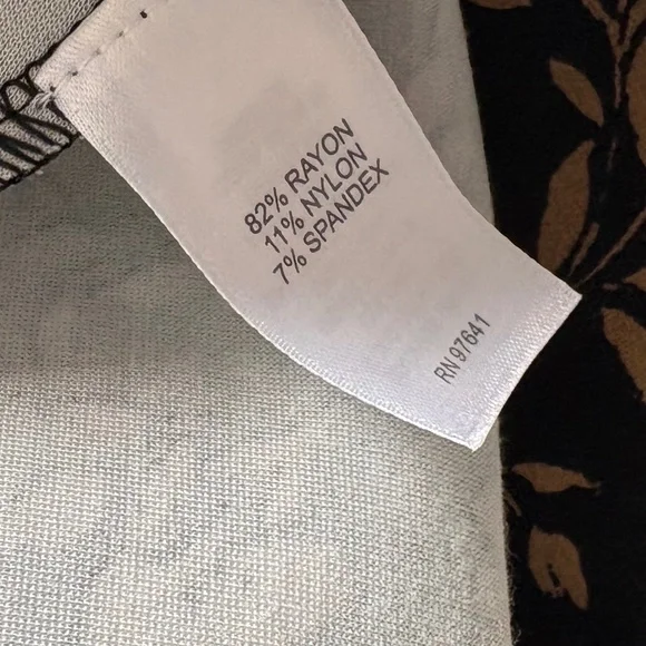 J Jill Floral Flowers Wearever Collection Dress - Picture 5 of 14